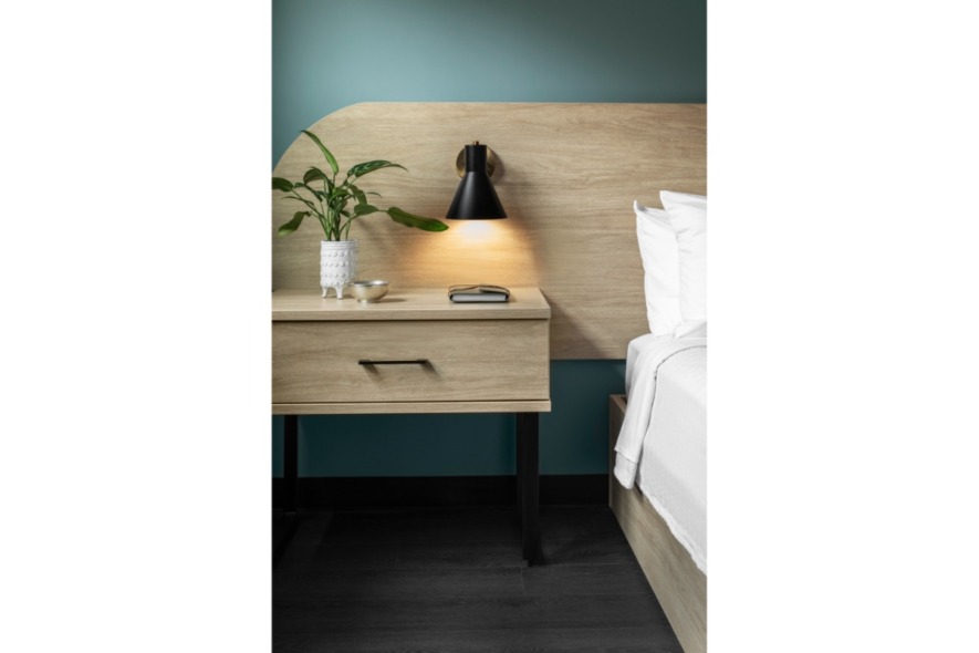 Windrose_Recovery_Patient Room Vignette_Ryan_Hainey_Photography_001_web (3)